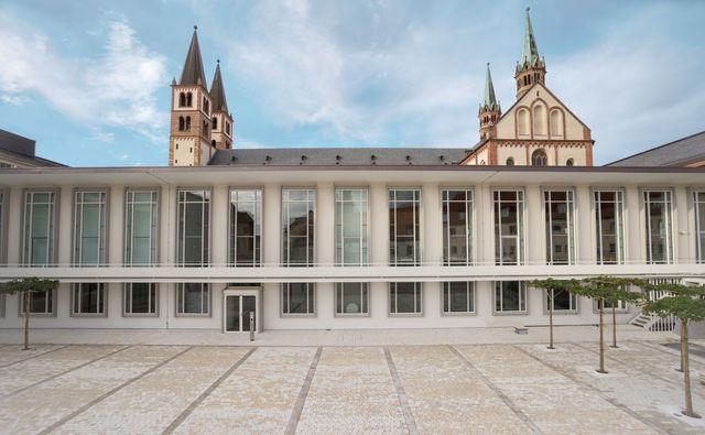 Burkardushaus, Tagungszentrum Am Dom Wurzburgo Exterior foto